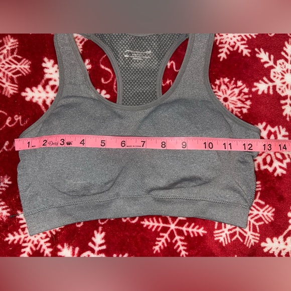 Activ8 medium Gray sports bra with pads! - Picture 4 of 5